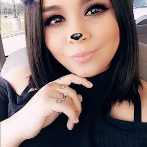 Meet your Posher, Estefanía